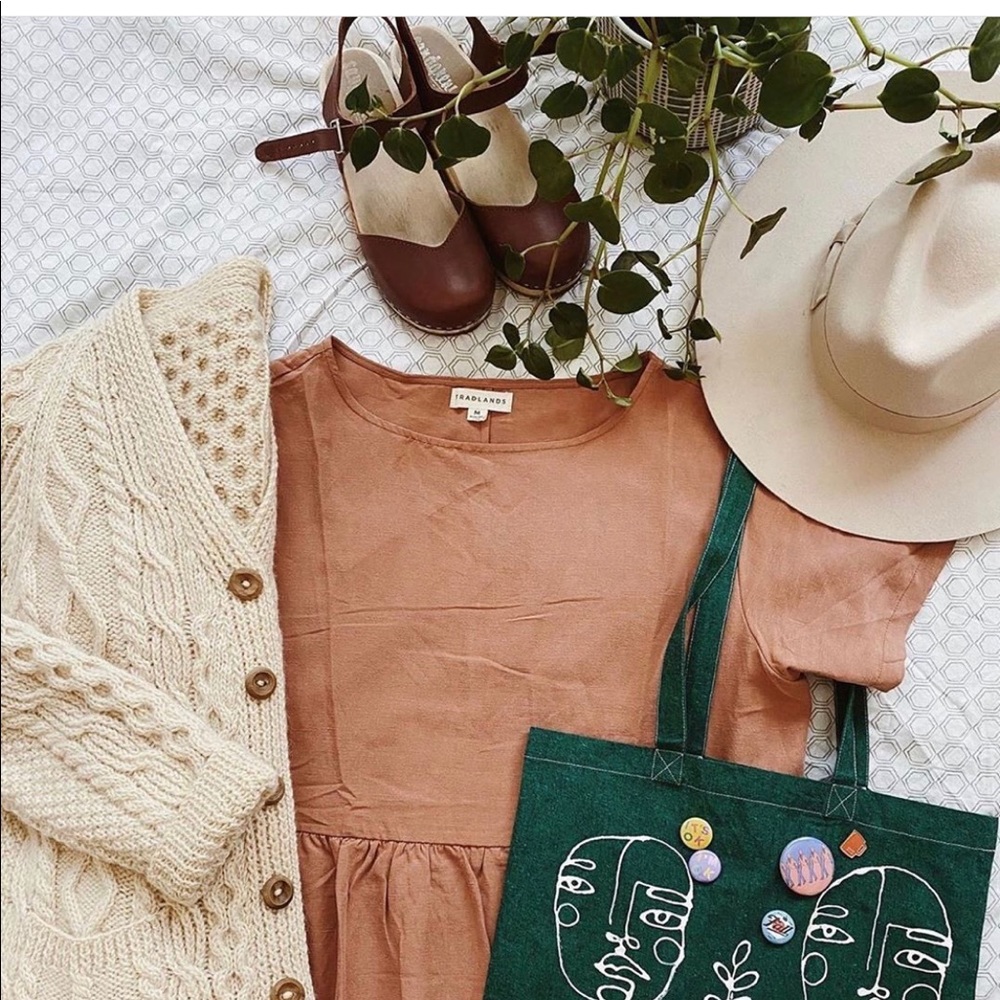 Tradlands Nico dress Cameo